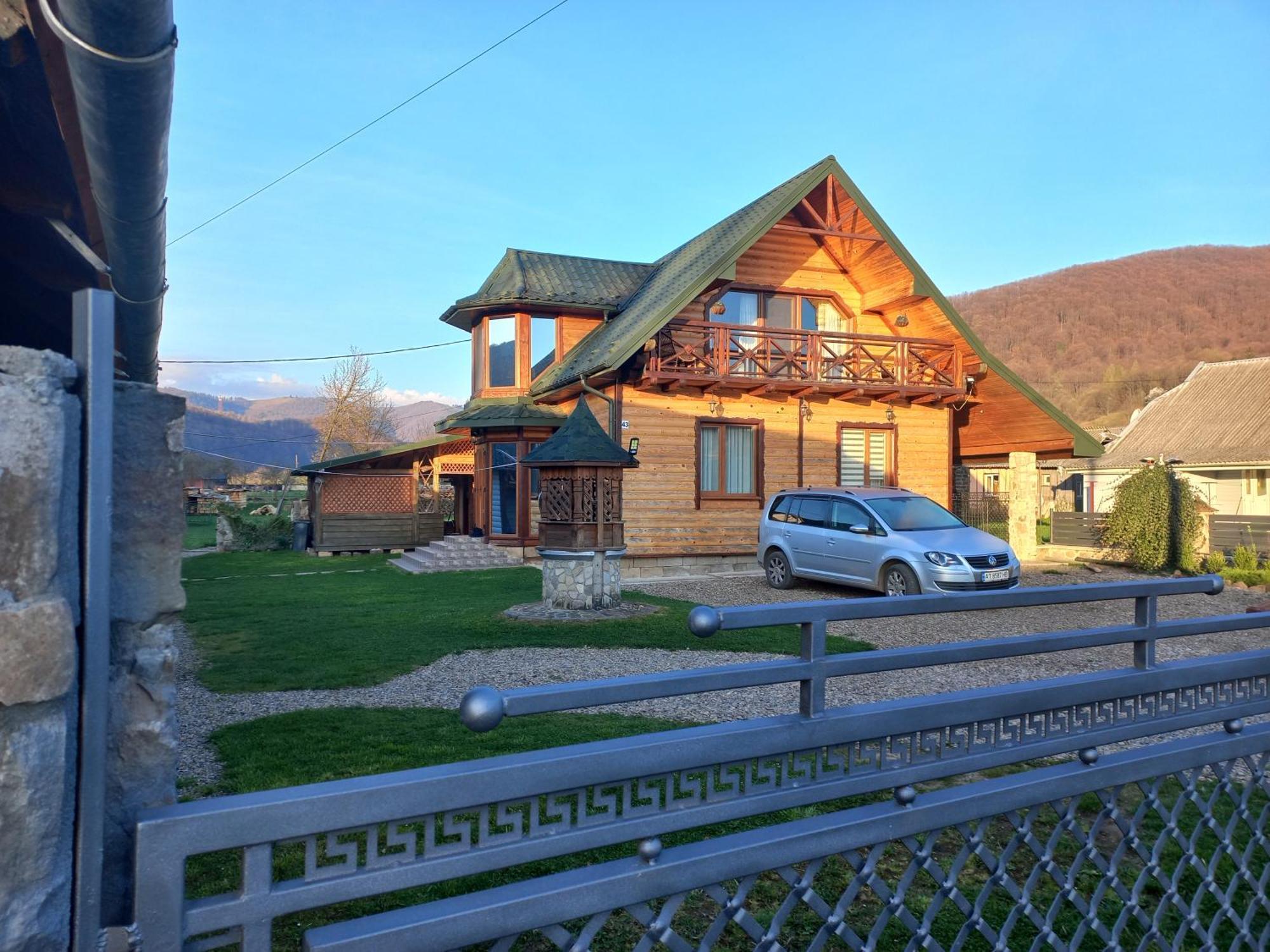 Садиба Федорчуків Гірська Хатина 1 Scheschory Exterior foto